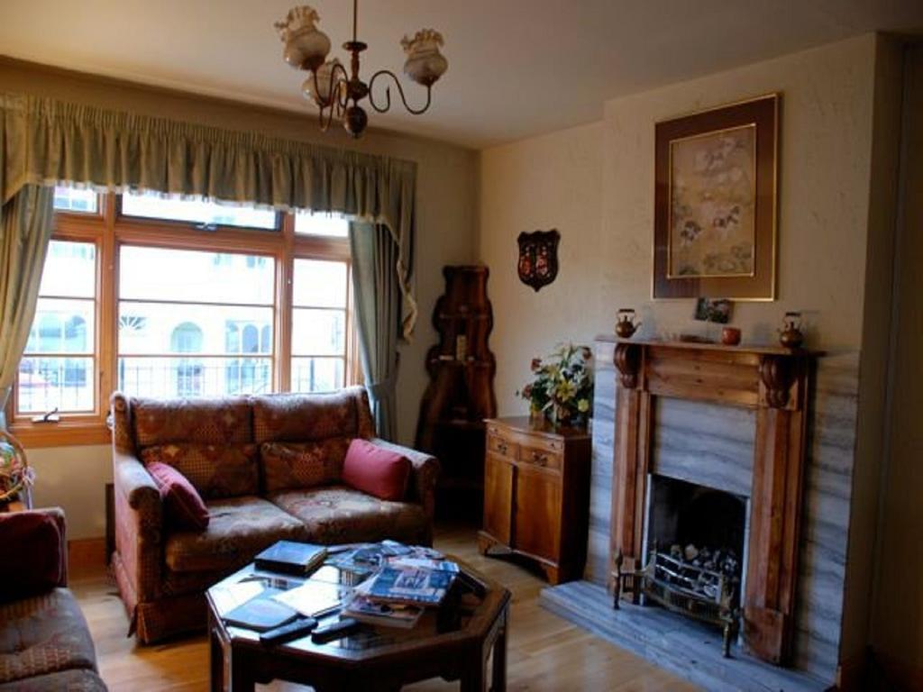 Hawthorn House Guesthouse كينمير المظهر الخارجي الصورة